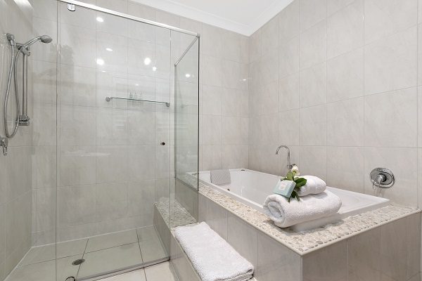 Our 5 Star Luxury Guest Accommodation in Montville Ensuite Bathroom